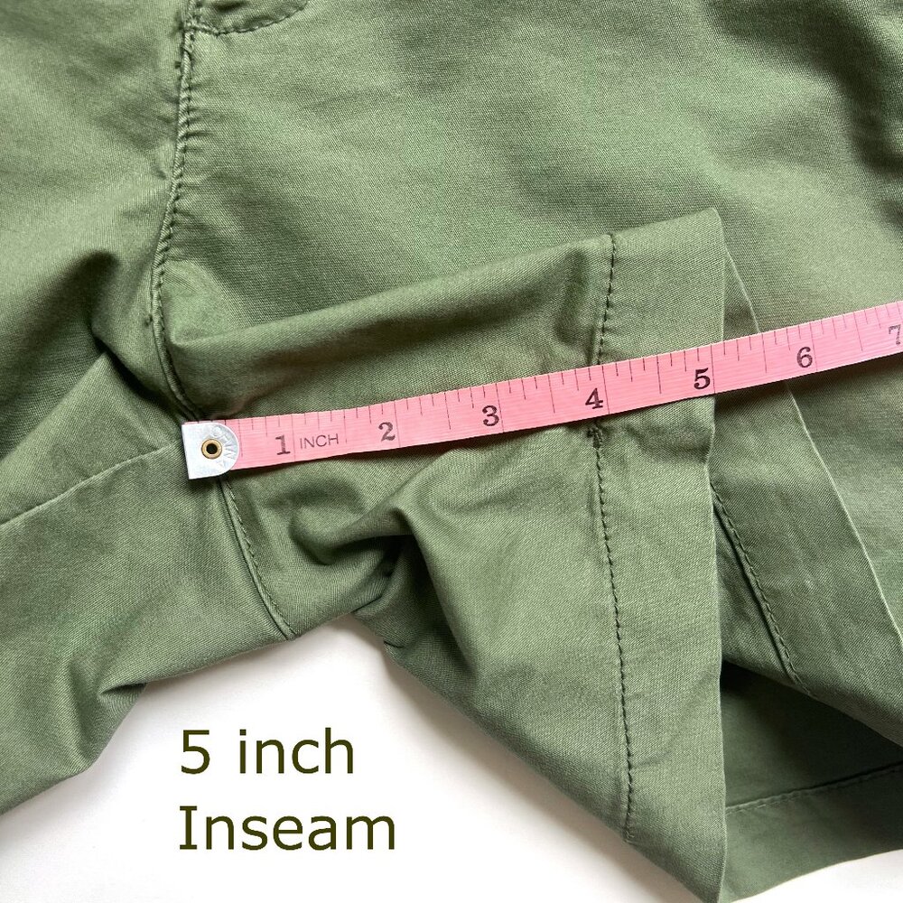 Old Navy Women’s Everyday Short, 2 pair, khaki, green, size 0 - Picture 9 of 15